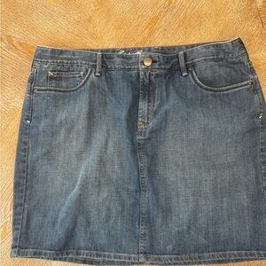 Eddie Bauer Blue Denim Mini Skirt Sz 16 Waist 38” Length 18” Pockets cotton
